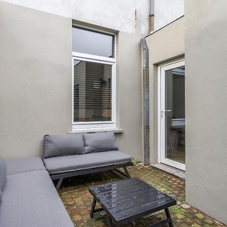 Cosy, Furnished & Renovated Flat With Outside Lounge Daire Gent Dış mekan fotoğraf