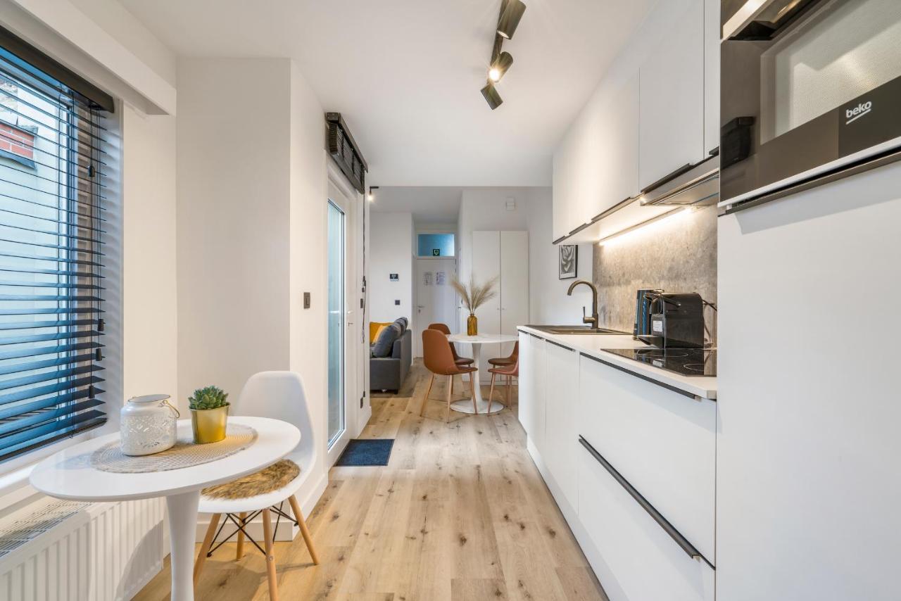 Cosy, Furnished & Renovated Flat With Outside Lounge Daire Gent Dış mekan fotoğraf